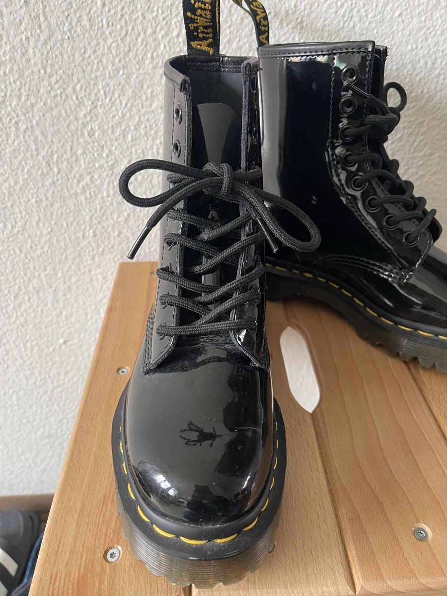 Dr. Martens Scarpe da donna: Dr. Martens Lack-Boots – Nuovo (secondo la descrizione) da Birmensdorf ZH venduto da jen_tg8b