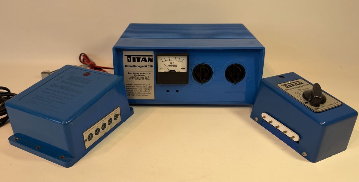Modellini di ferrovie: Titan Transformator 108+109M Bahnschaltgerät+556 Ladegerät – Usato da Rombach venduto da vir_2dsd 1