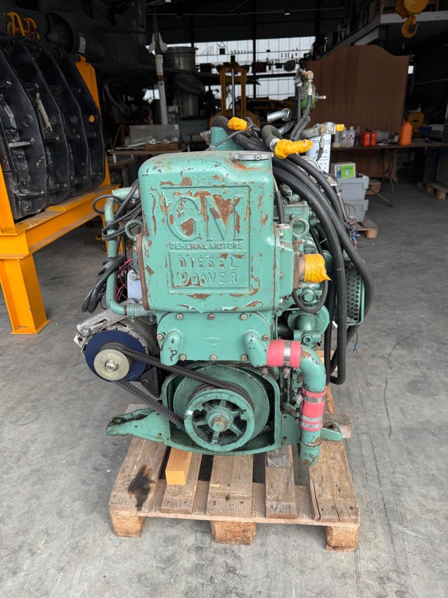 Motoren: Schiffsdieselmotor mit Hydraulikmodul – Gebraucht aus Port von kutkel 1
