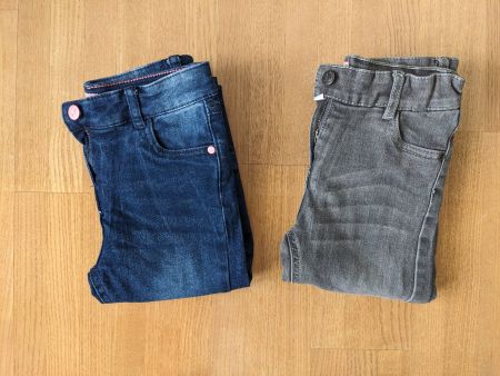 2 Jeans der Grösse 104