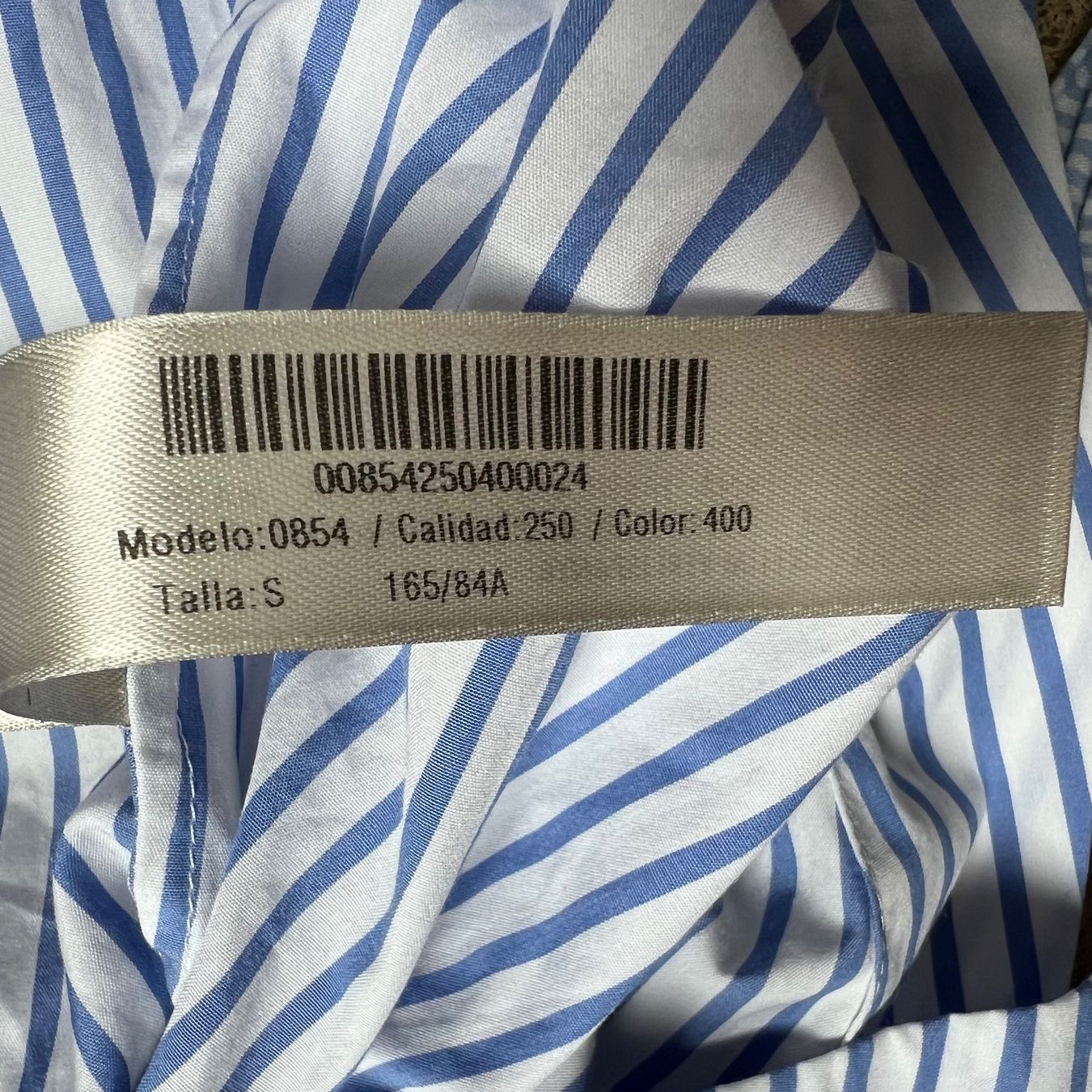 Camicette: UTERQÜE Bluse 🩵 – Usato da Zürich venduto da ClosetQueen 8