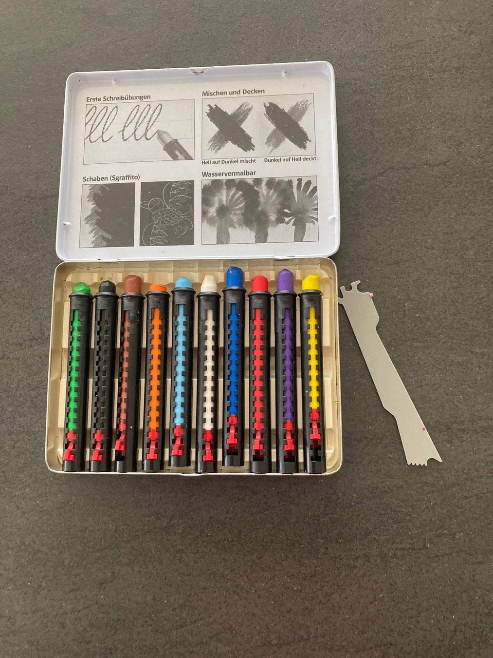 Pelikan Stylos & Marker: Pelikan Wachsmalstifte – D'occasion à Zollikofen par schildi13 1