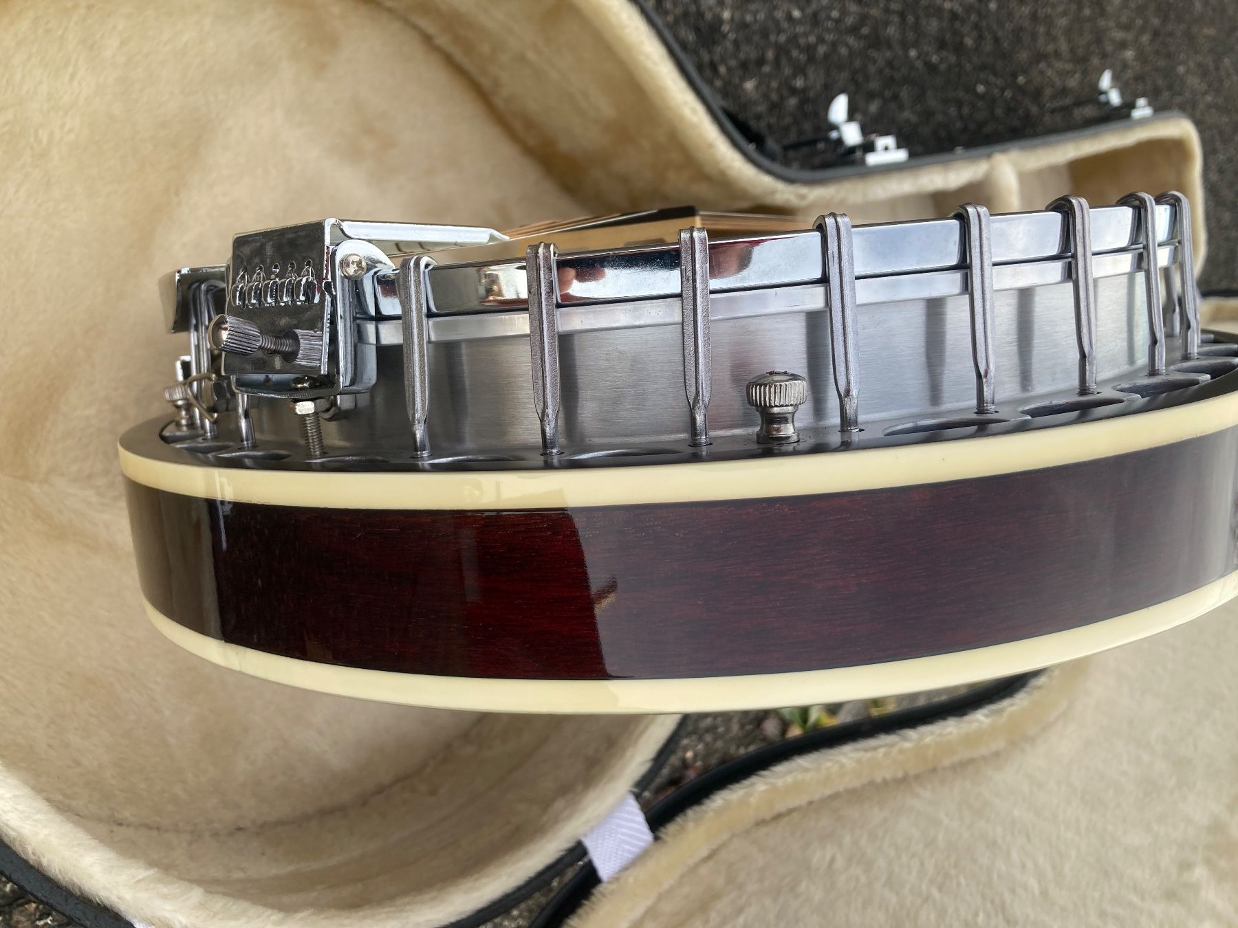 Musikinstrumente: Tenorbanjo Barnes & Mullins – Gebraucht aus Düdingen von Kalalua 9