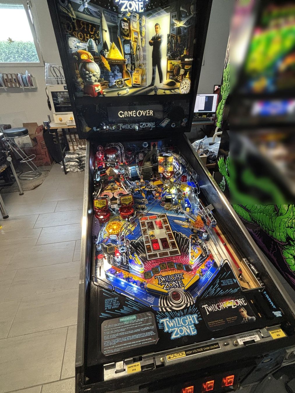 Williams Flipper: Williams "Twilight Zone" Flipperautomat revidiert – Usato da Binningen venduto da Towerbuilder 1