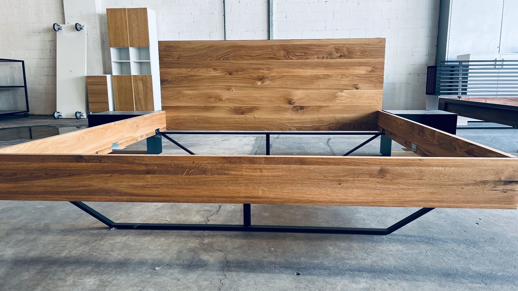 Letti: Brix Bett Eiche 180x200 cm  neu – Nuovo (secondo la descrizione) da Amriswil venduto da ViolaM 1