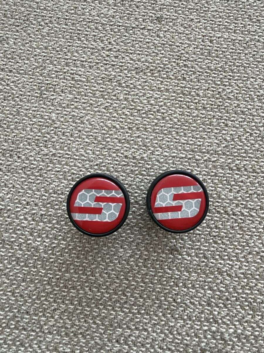 Sram Ersatzteile: SRAM Handlebar End Plugs Black Red  – Gebraucht aus Zürich von von_sj9s