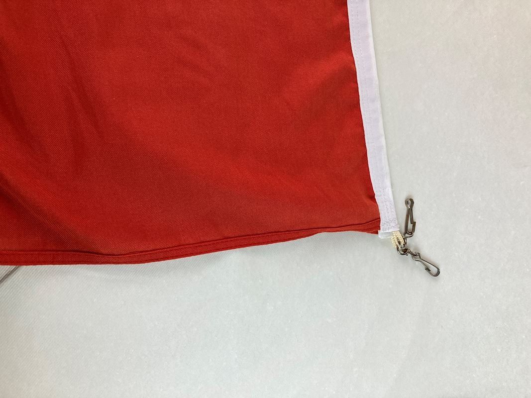 Bandiere: Schweizer Flagge | 146x146 cm – Usato da Wittenbach venduto da Restwert_St-Gallen 1