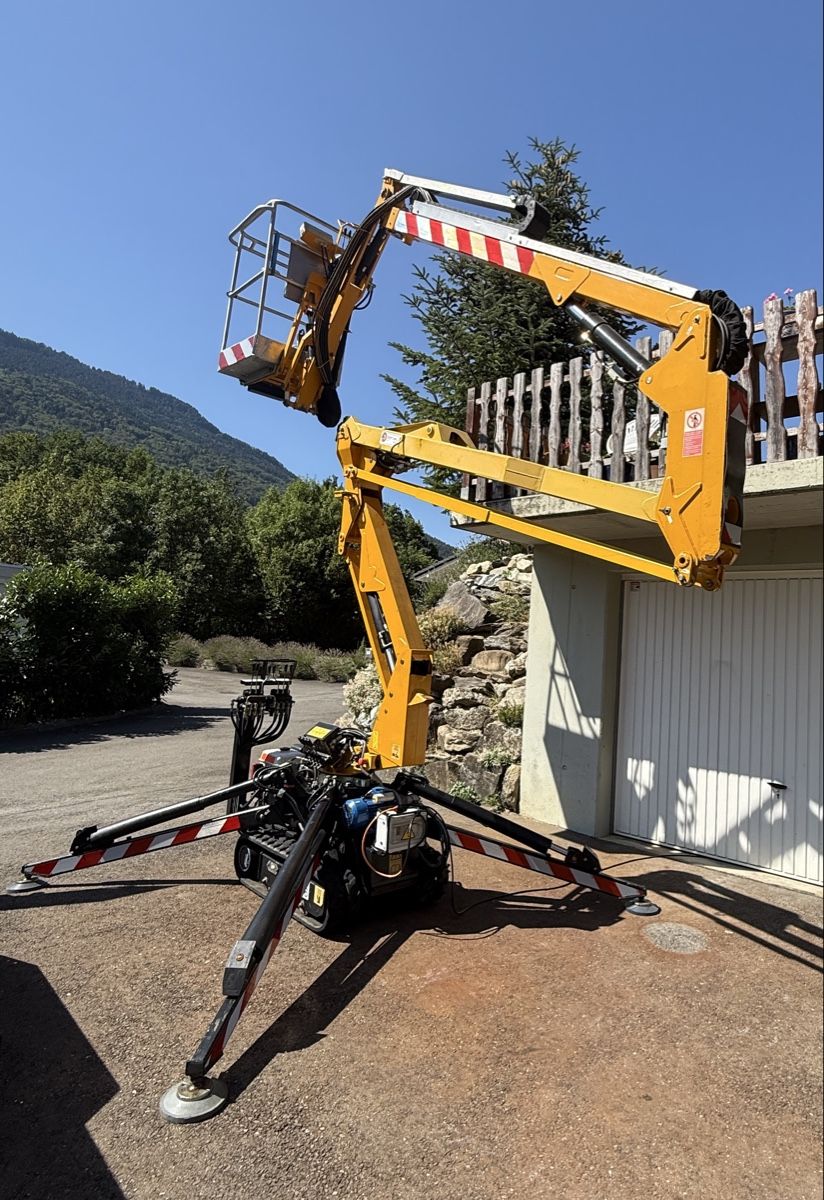 Toutes les machines: Nacelle élévatrice type araignée  – D'occasion à Choex par Adri27000 6