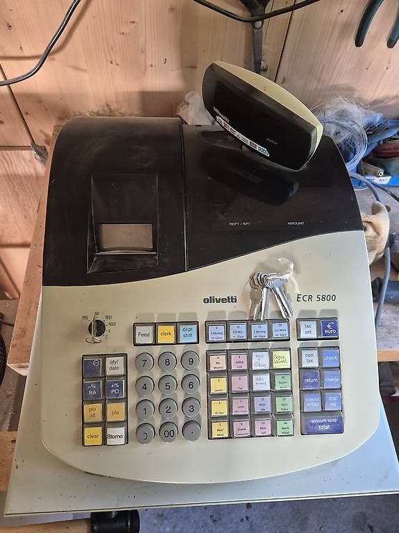 Machines à écrire: OLIVETTI ECR 5800 – D'occasion à Hellbühl par tinkerfarm 2