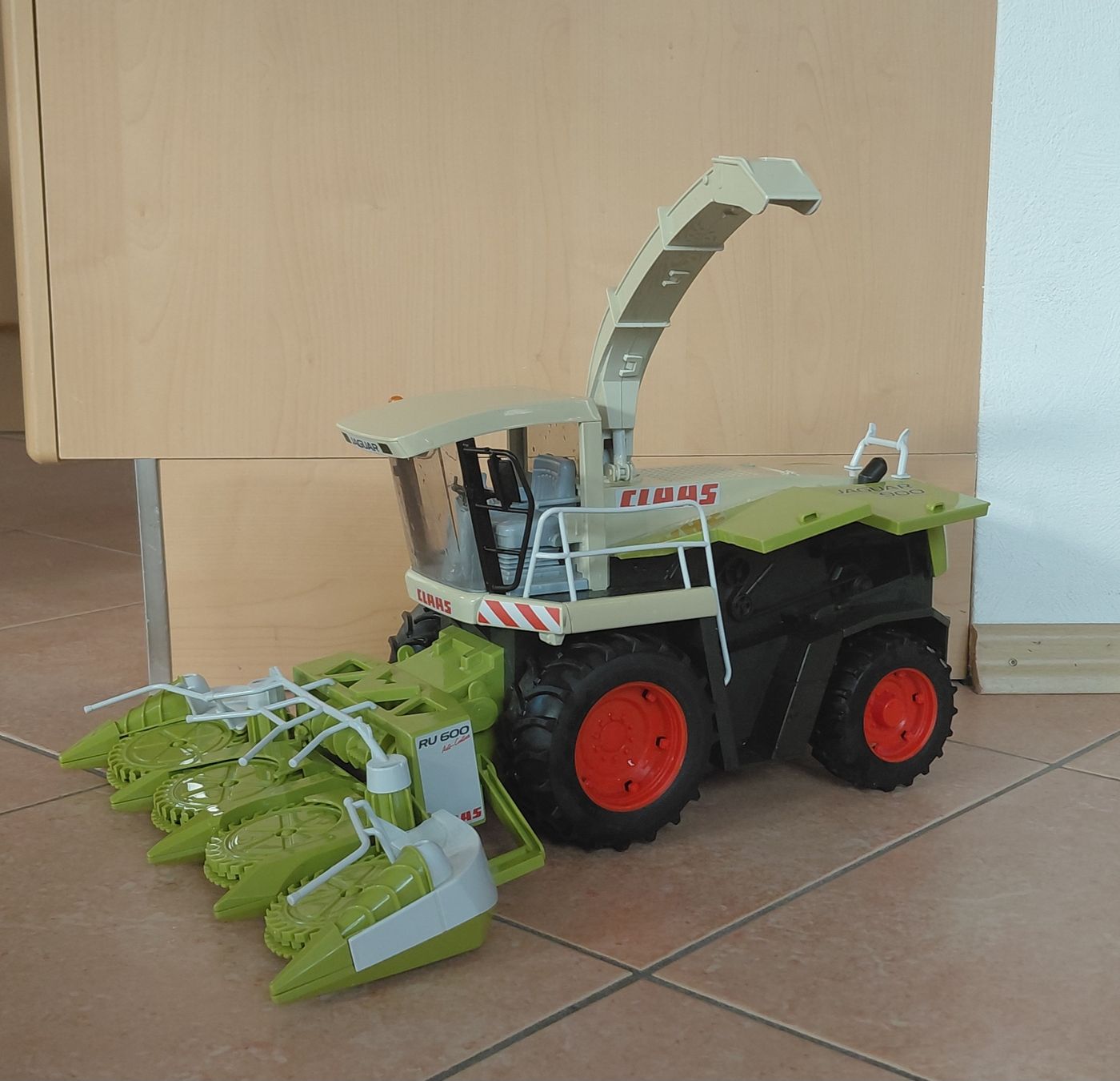Ensileuse Claas Jaguar modèle réduit Bruder (D'occasion) à Bossonnens ...