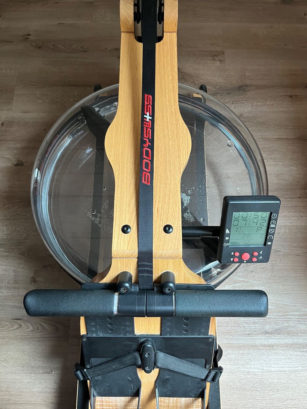 Bodyswiss Hometrainer: BODYSWISS Rudergerät Wasser Widerstand – Usato da Römerswil LU venduto da Judihui8 1
