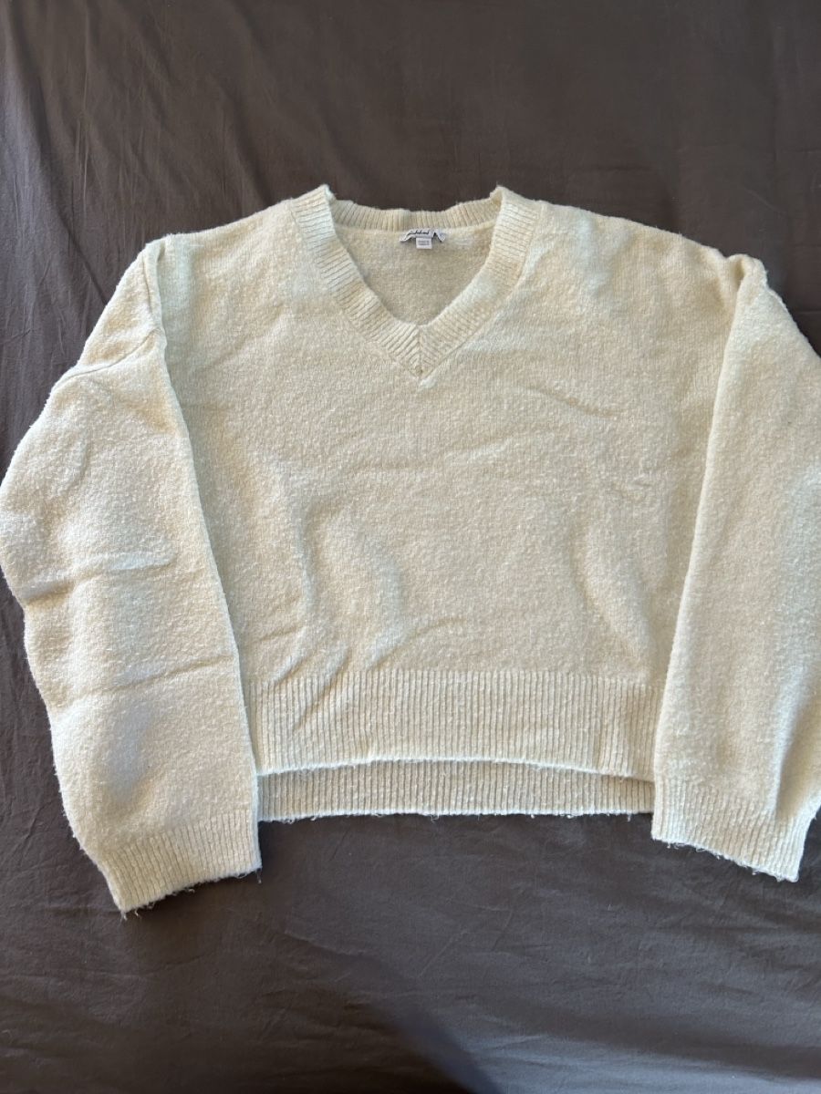 Maglioni & Felpe: Pullover V-Ausschnitt  – Nuovo (secondo la descrizione) da Egg b. Zürich venduto da rme_ct79