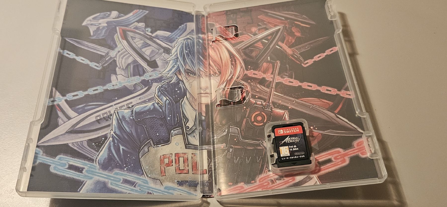 Nintendo Jeux: Astral Chain, Nintendo Switch – D'occasion à Belp par Ginus85 2