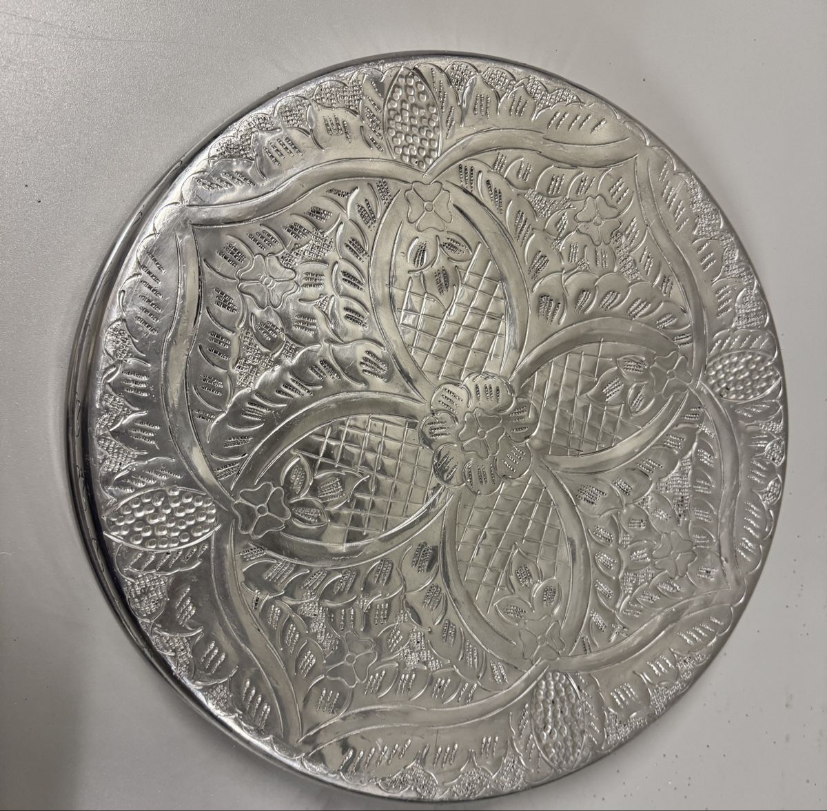 Piatti di portata: Decorative Oriental Plate – Usato da Wallisellen venduto da Corinne.-