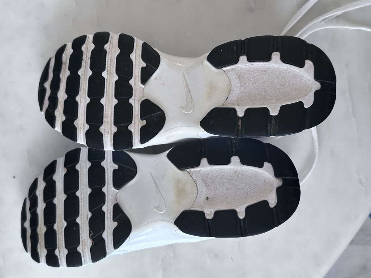Nike Damenschuhe: Nike Air Max Schuhe, Weiss, Grösse 37.5 – Gebraucht aus Frick von Soleil4658 3
