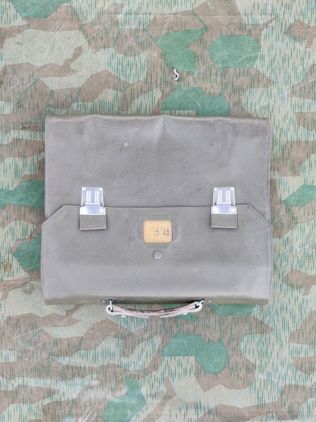 Schweizer Armee Uniformen: Effektentasche Ord. 1958 von 1967 – Gebraucht aus Bauma von SwissMilitaria
