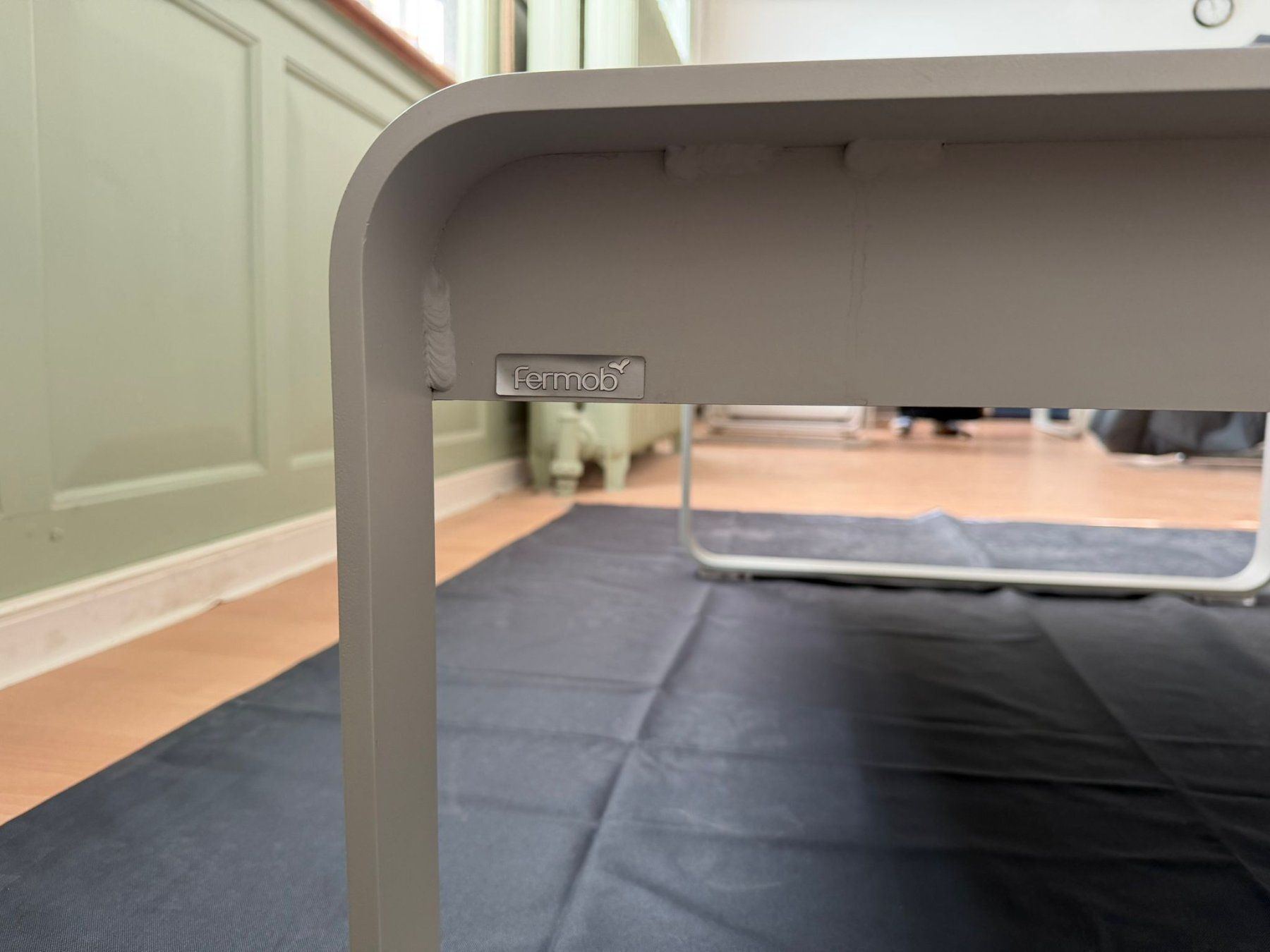 Fermob Sessel: FERMOB BELLEVIE - TABLE - OFF WHITE – Gebraucht aus Givisiez von JUJU_1998 3