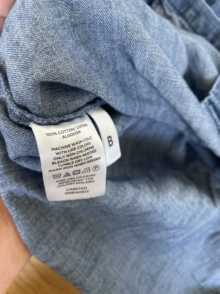 Camicette: Bluse mit Rüschen / Volants Jeansstoff – Usato da Zürich venduto da M500ZH 1