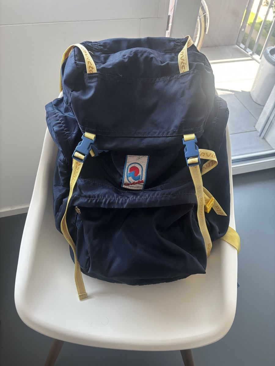Invicta Zaini: Invicta 80’s backpack – Usato da Lugano venduto da fca_bfs9