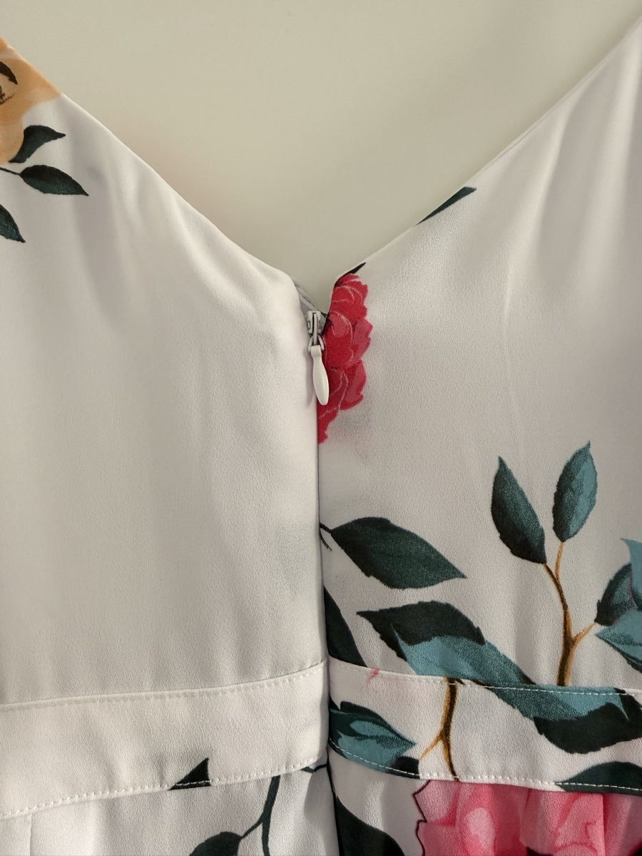 Guess Vestiti: Guess elegantes Maxikleid, Grösse L – Usato da Muolen venduto da ginmelz 3