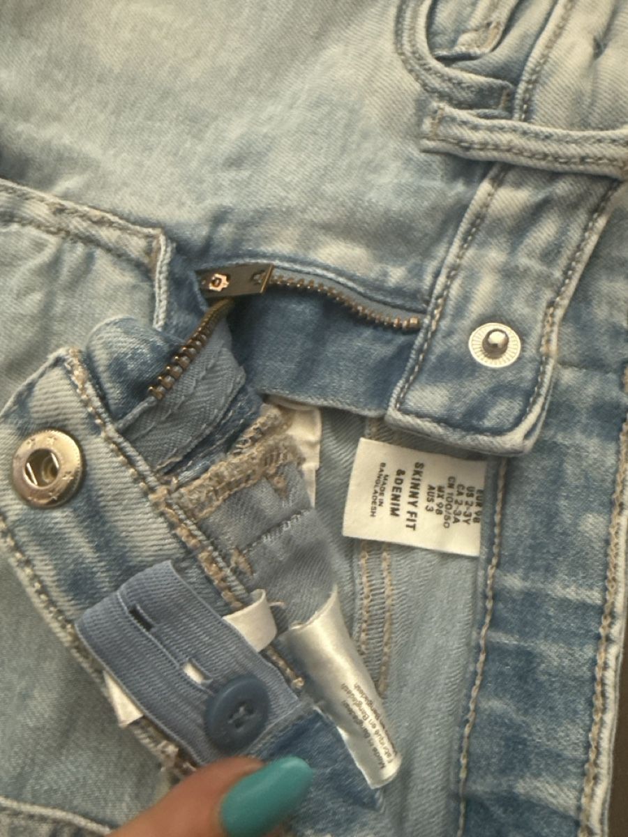 H&M Pantaloni: H&M Jeans, Gr. 98, verstellbar – Usato da Zürich venduto da Krikri21 1
