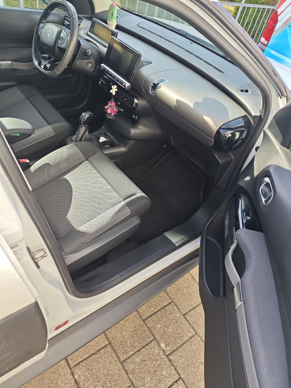 Citroën Autos: ​Citroën C4 Cactus e-THP – Gebraucht aus Wohlen AG von mar_wry5 4