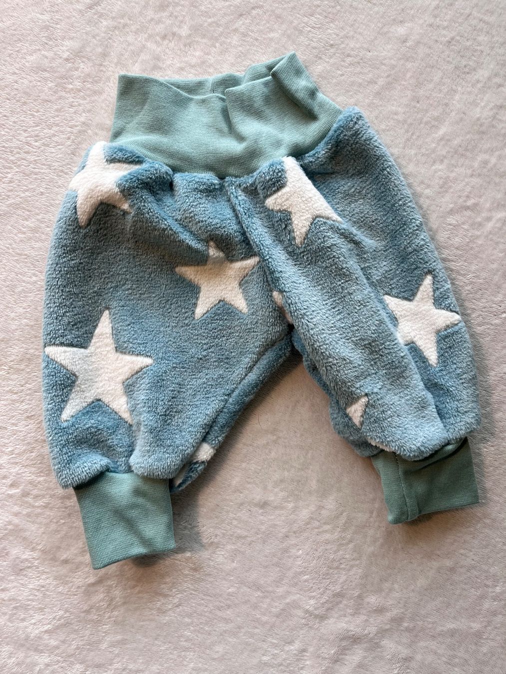 Pantaloni: 1 Kinderhose selbst genäht – Nuovo e nell'imballaggio originale da Büsserach venduto da bor_s88m