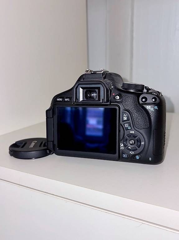 Fotocamera: Canon EOS 600D – Usato da Meikirch venduto da nev_gn9z 2