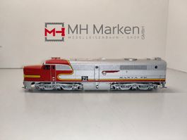 Life-Loke 7049 Santa Fe Diesellok DC Analog H0 ohne OVP