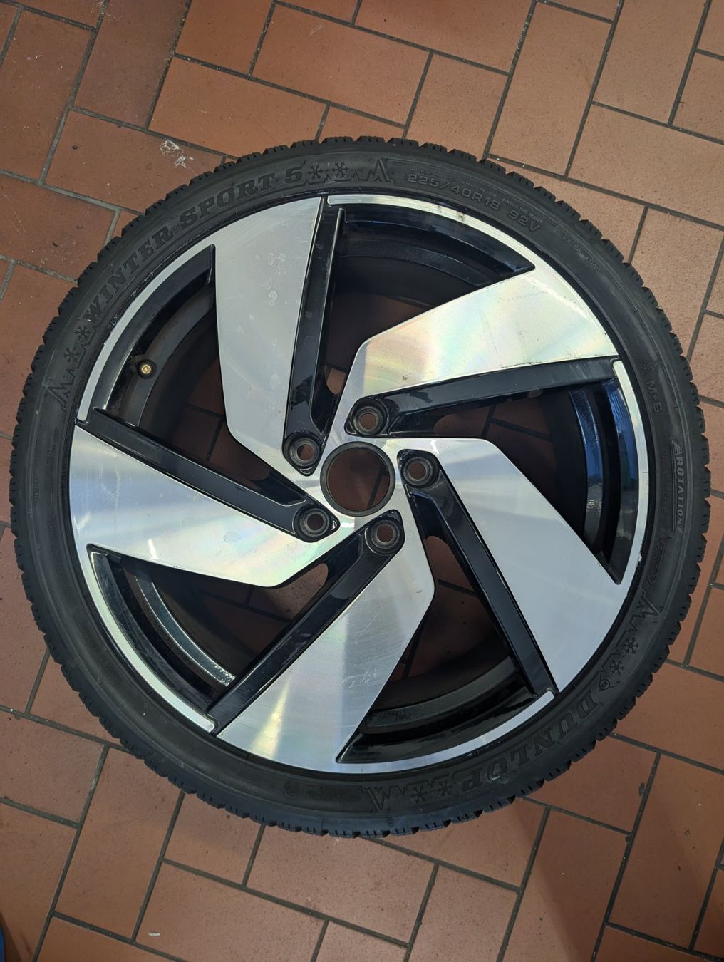 Volkswagen Pneumatici & Ruote complete: 4 Winterräder zu VW Golf VIII – Usato da Trimstein venduto da ef79 2