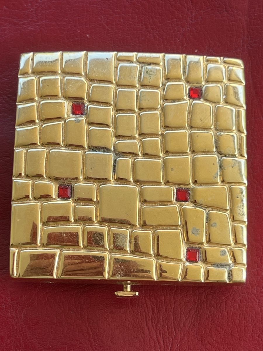 Estée Lauder Maquillage: Estee Lauder Kompaktpuder goldfarben mit Steinen – Neuf (Voir description) à Wettingen par sauna67 1