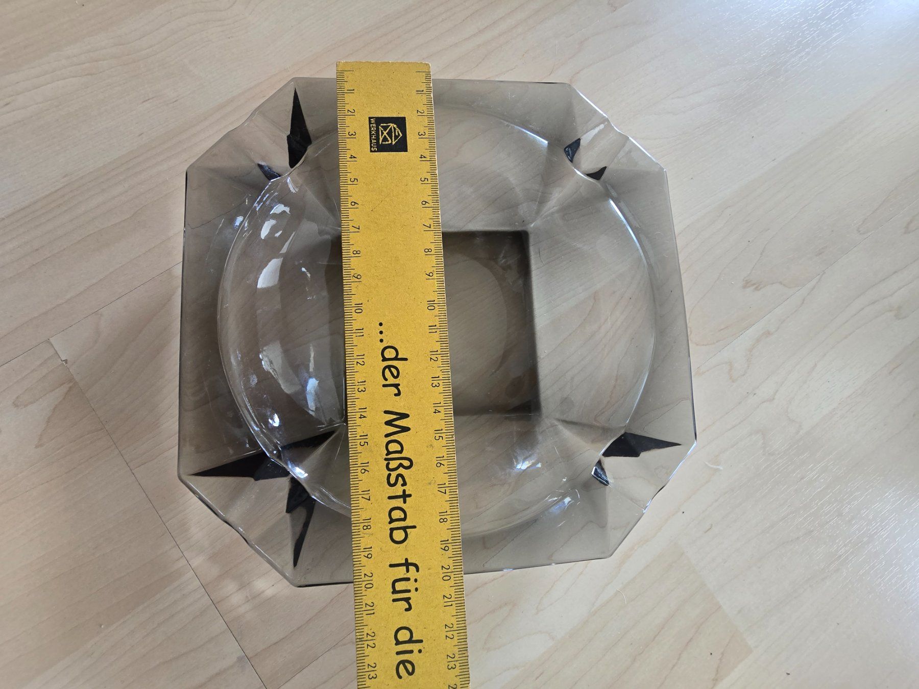 Aschenbecher: Space Age Zigarren Aschenbecher Glas – Gebraucht aus Zürich von nat_8c7c 3