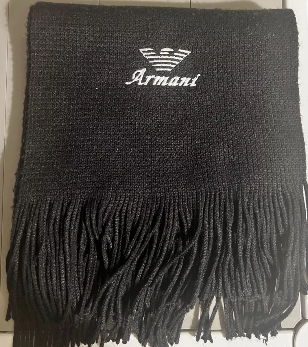 Armani Foulard & Sciarpe: Echarpe Armani – Usato da Fribourg venduto da Obiwan22