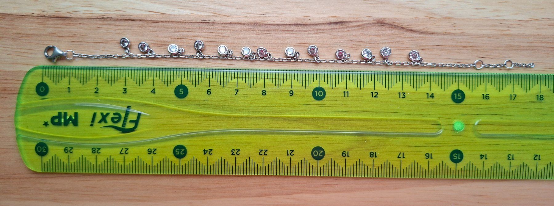 Armbänder & -reifen: Armband mit Zirkonia, Silber 925 – Gebraucht aus Kriens von Wolly85 1