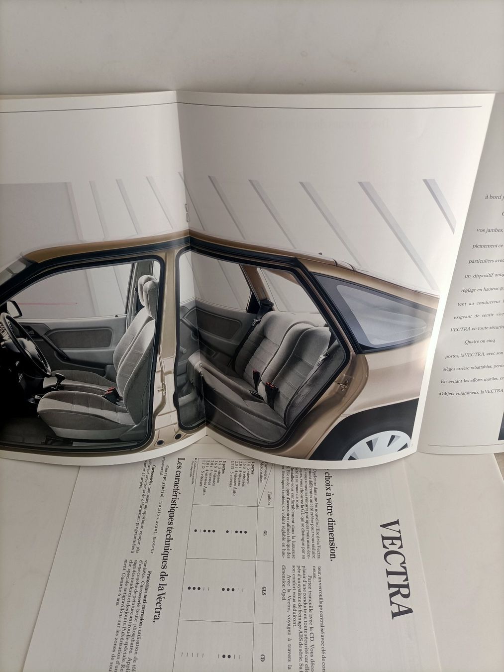 Bücher: Brochure Catalogue Opel Vectra – Gebraucht aus crans montana von AB3963 1