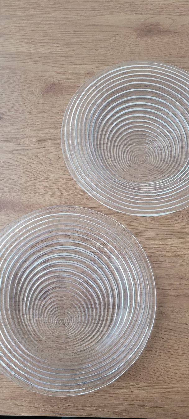 Piatti: 2er Set Glasteller Spiral-Design ca 30cm Durchmesser – Nuovo (secondo la descrizione) da Emmenbrücke venduto da gatasalvache