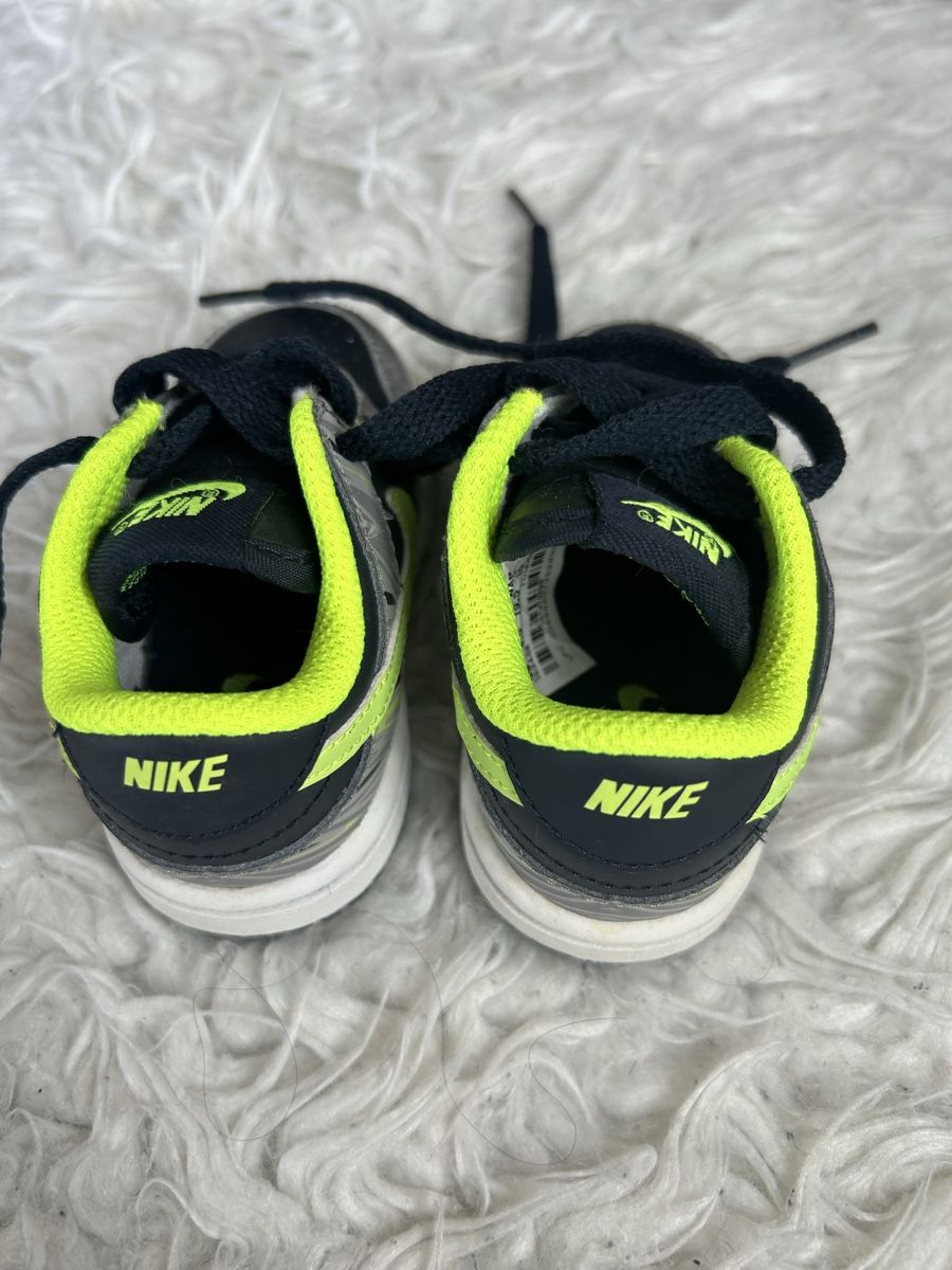 Nike Schuhe für Jungen: Nike baby schuhe – Neu (gemäss Beschreibung) aus Liestal von Htop 7