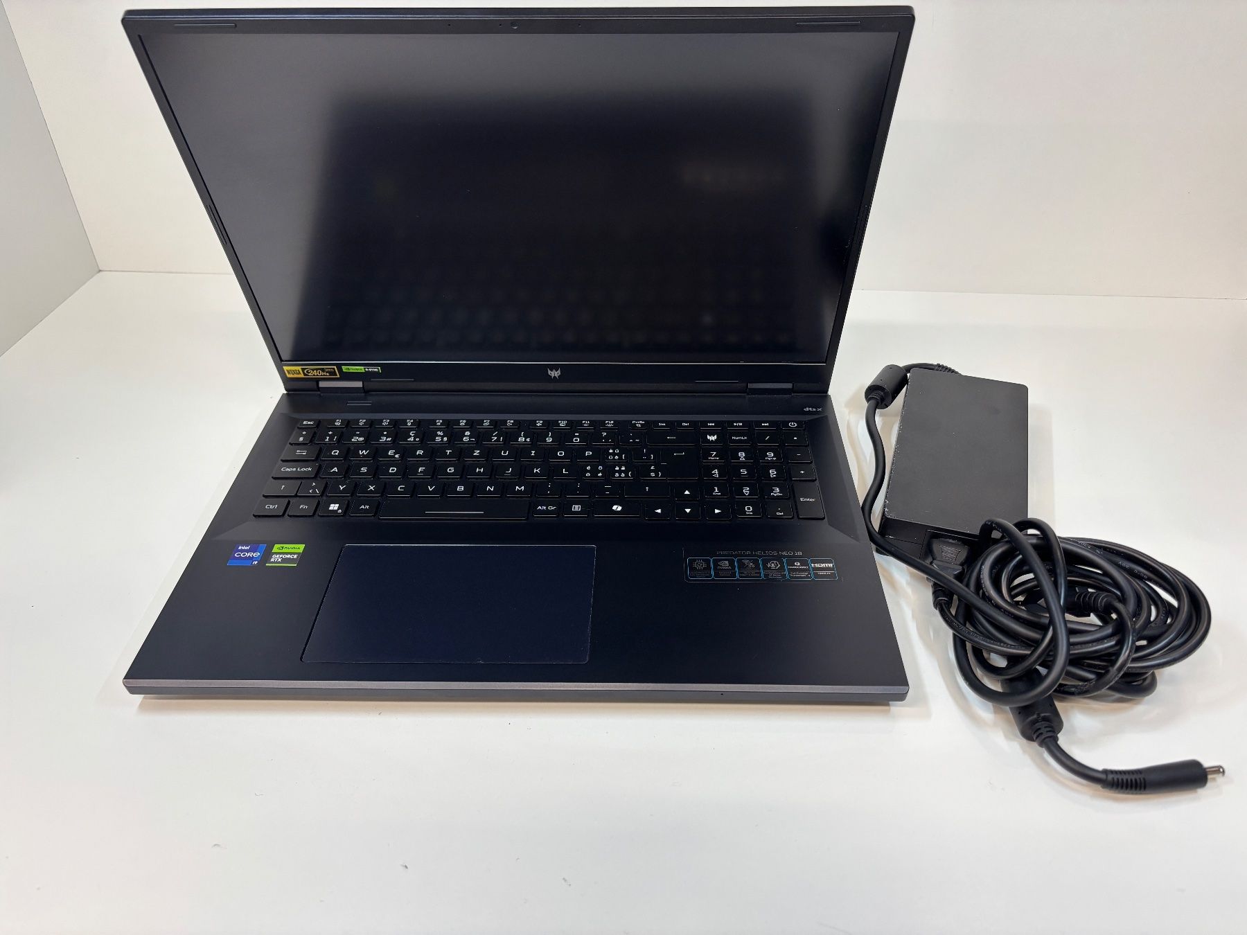 Acer Notebooks: Notebook 18" Acer Predator Helios Neo 18, Core i9, DEFEKT – Defekt aus Lachen SZ von alcom-electronics
