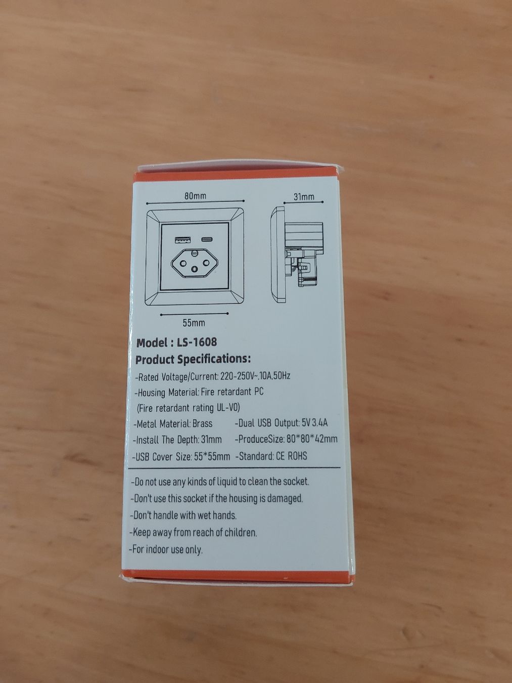 Spine: Steckdose, Weiss, T. 13 und 2x USB C – Nuovo e nell'imballaggio originale da Rehetobel venduto da Stromer1981 1