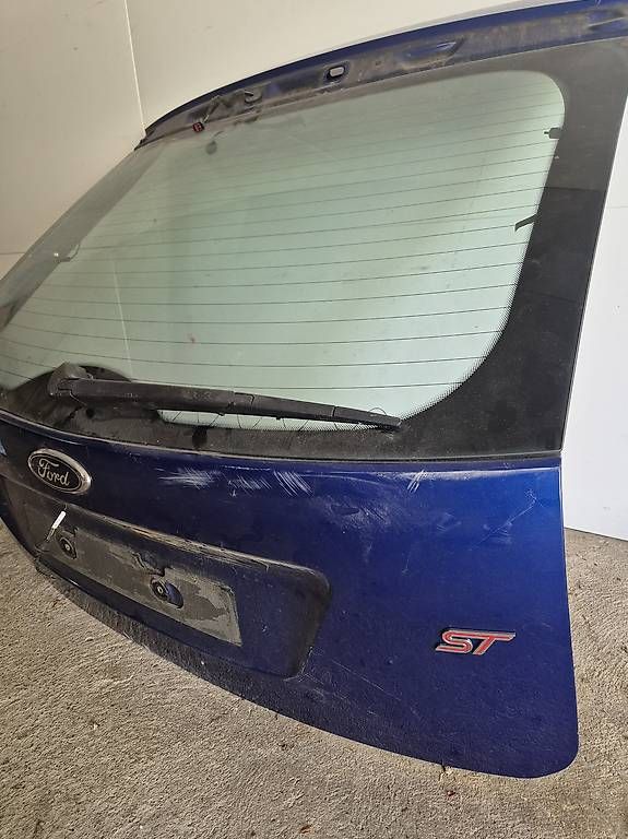 Ford Tutti pezzi di ricambio auto: Ford focus 2.5 turbo st mk2  heckdeckel – Usato da Buttisholz venduto da lua_mgr8 1