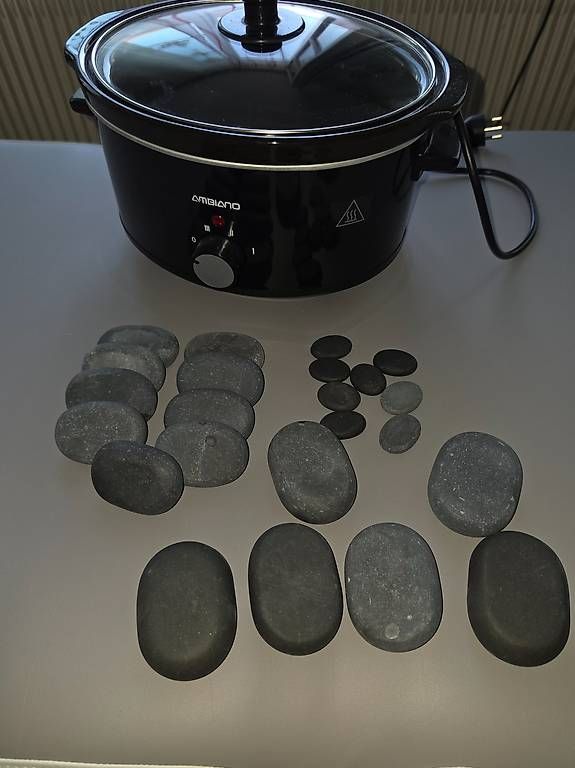 Massagegeräte: Hot-Stone Heizgerät inklusive Steinen – Gebraucht aus Sumiswald von lexota
