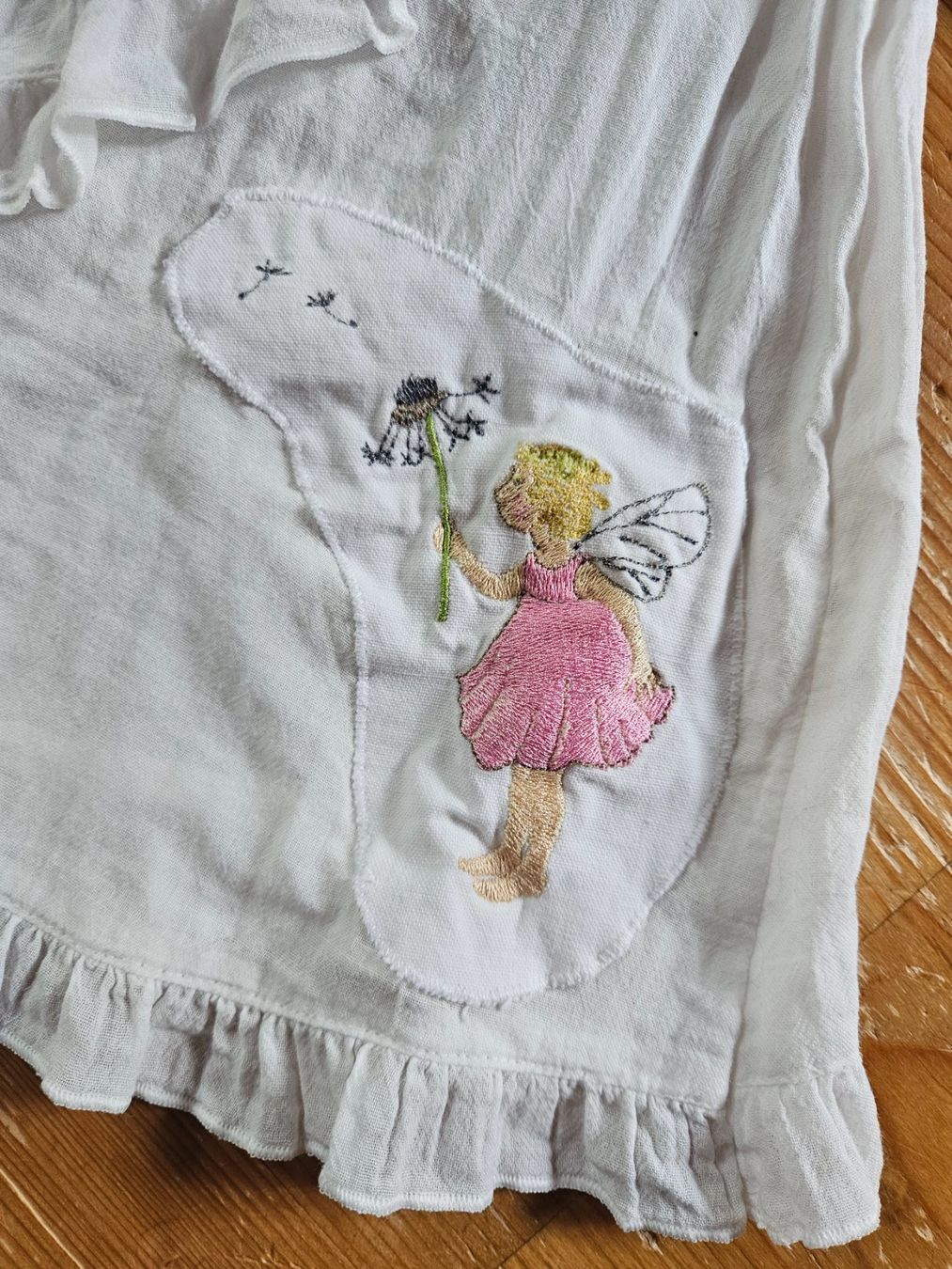 Camicette, T-shirt & Top: Bluse 116/122 mit Elfe von Daniela Drescher Waldorf – Usato da Rifferswil venduto da fle_5nqr