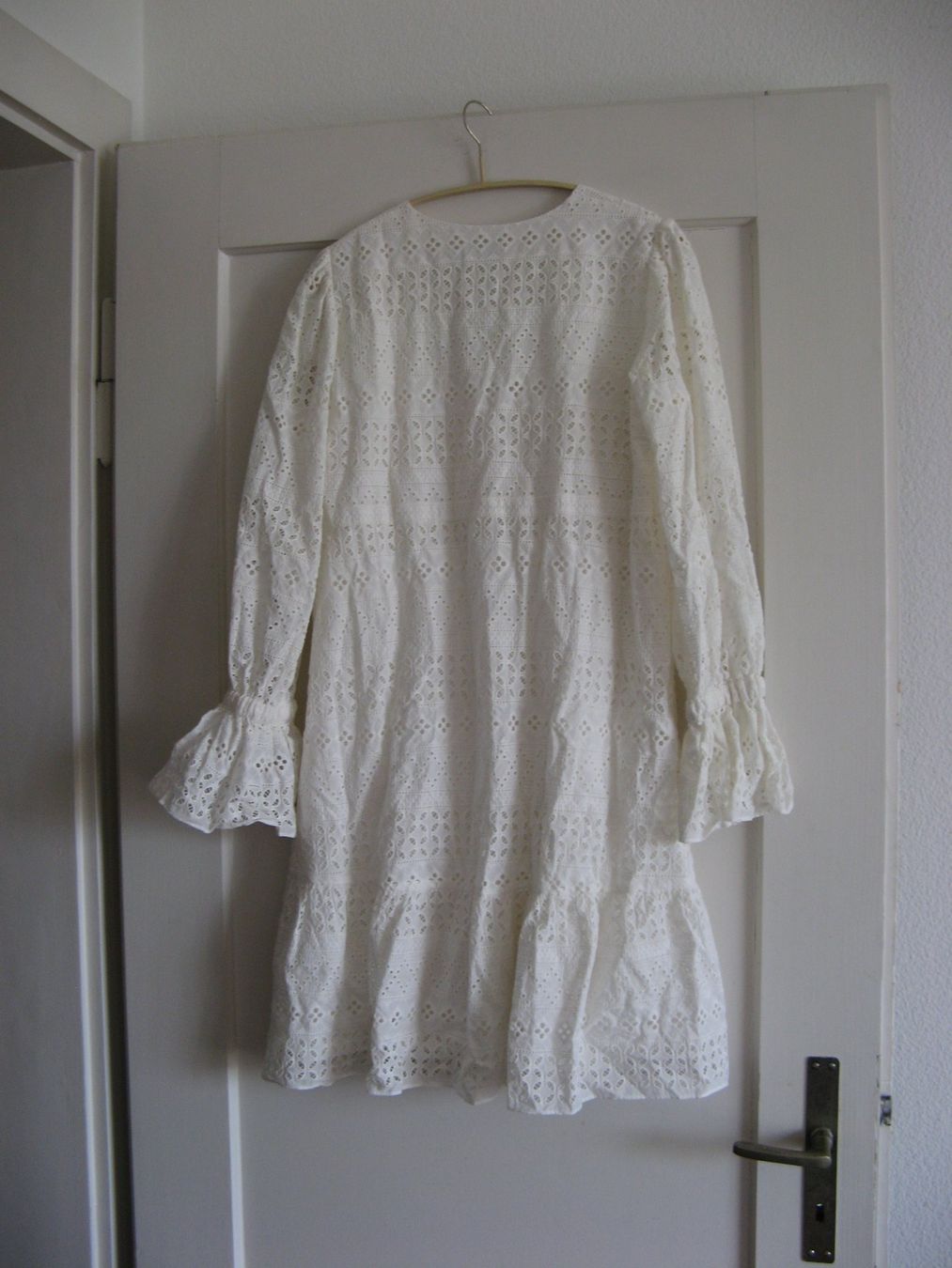 Vestiti: Weisses Kleid Iris&Ink Gr. 38 Lochmuster – Usato da Zürich venduto da apil 3