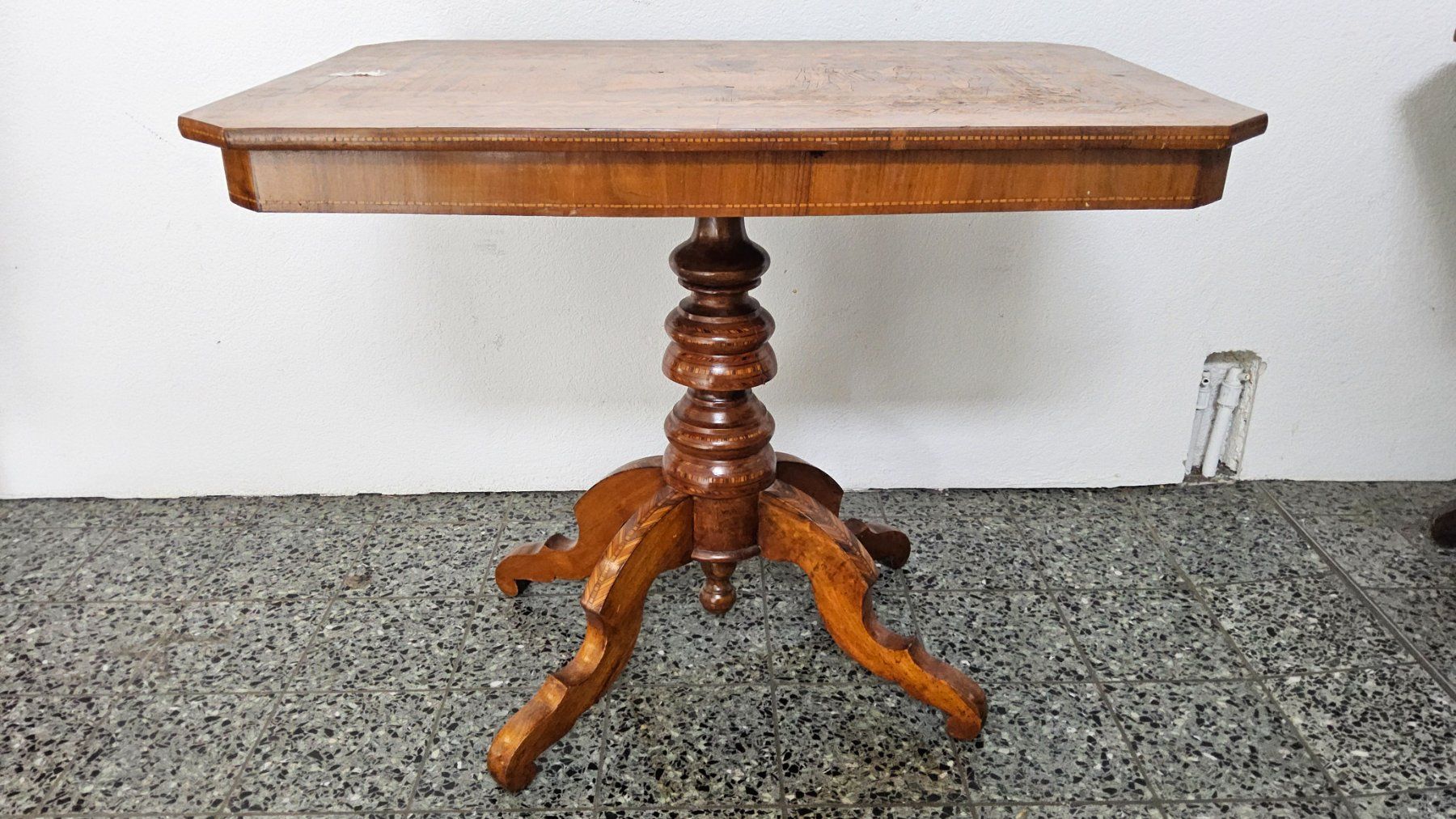 Tische: 2 Antiques tables avec marqueterie – Gebraucht aus Malleray von Frederic24 3