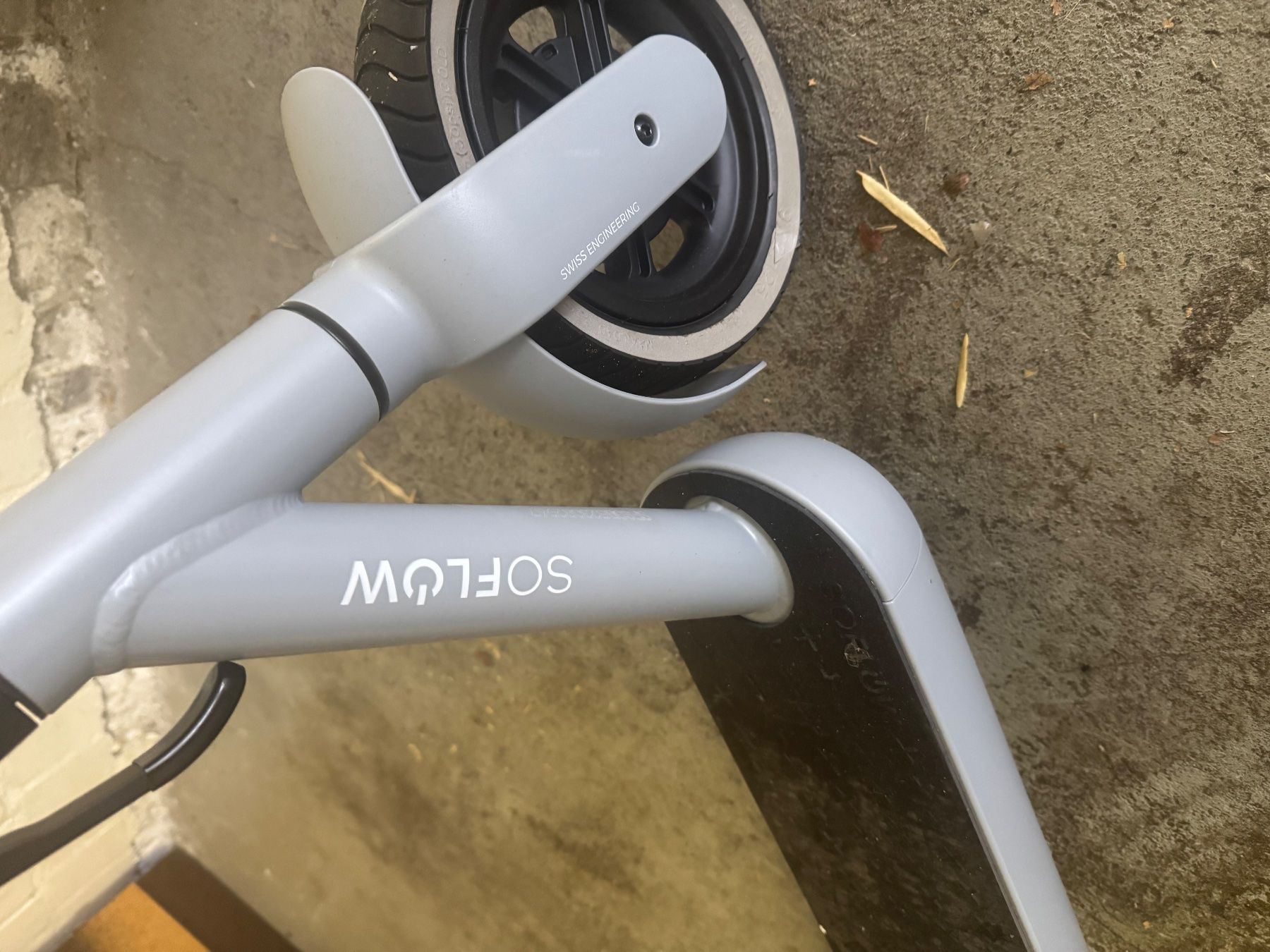 Scooter: E-Scooter, E-Trottinett, Marke SoFlow – Usato da Zürich venduto da Reto500 1