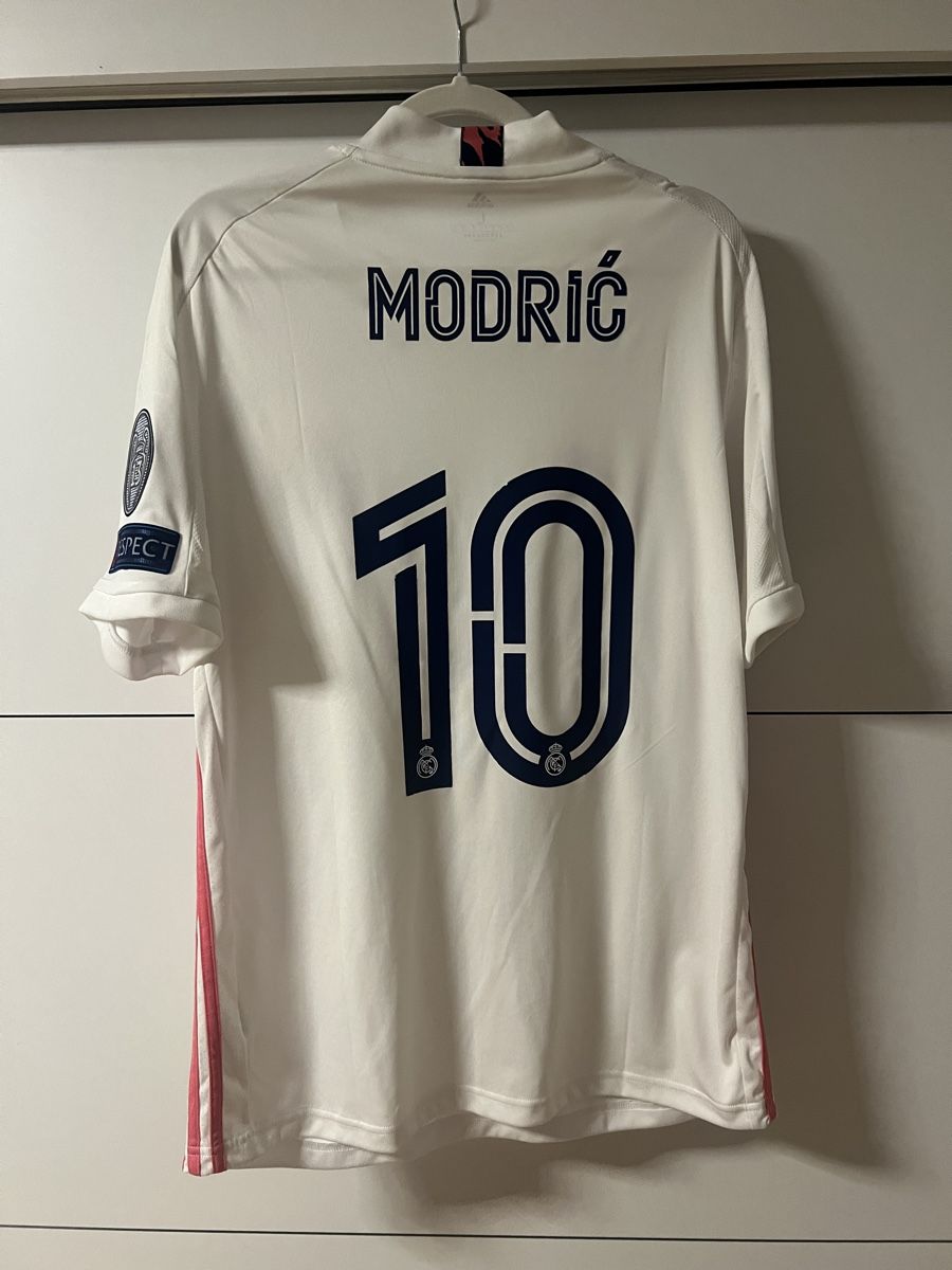 Adidas Maillots de corps & Pantalons: Original Real Madrid Modric Trikot – D'occasion à Beinwil am See par justin..