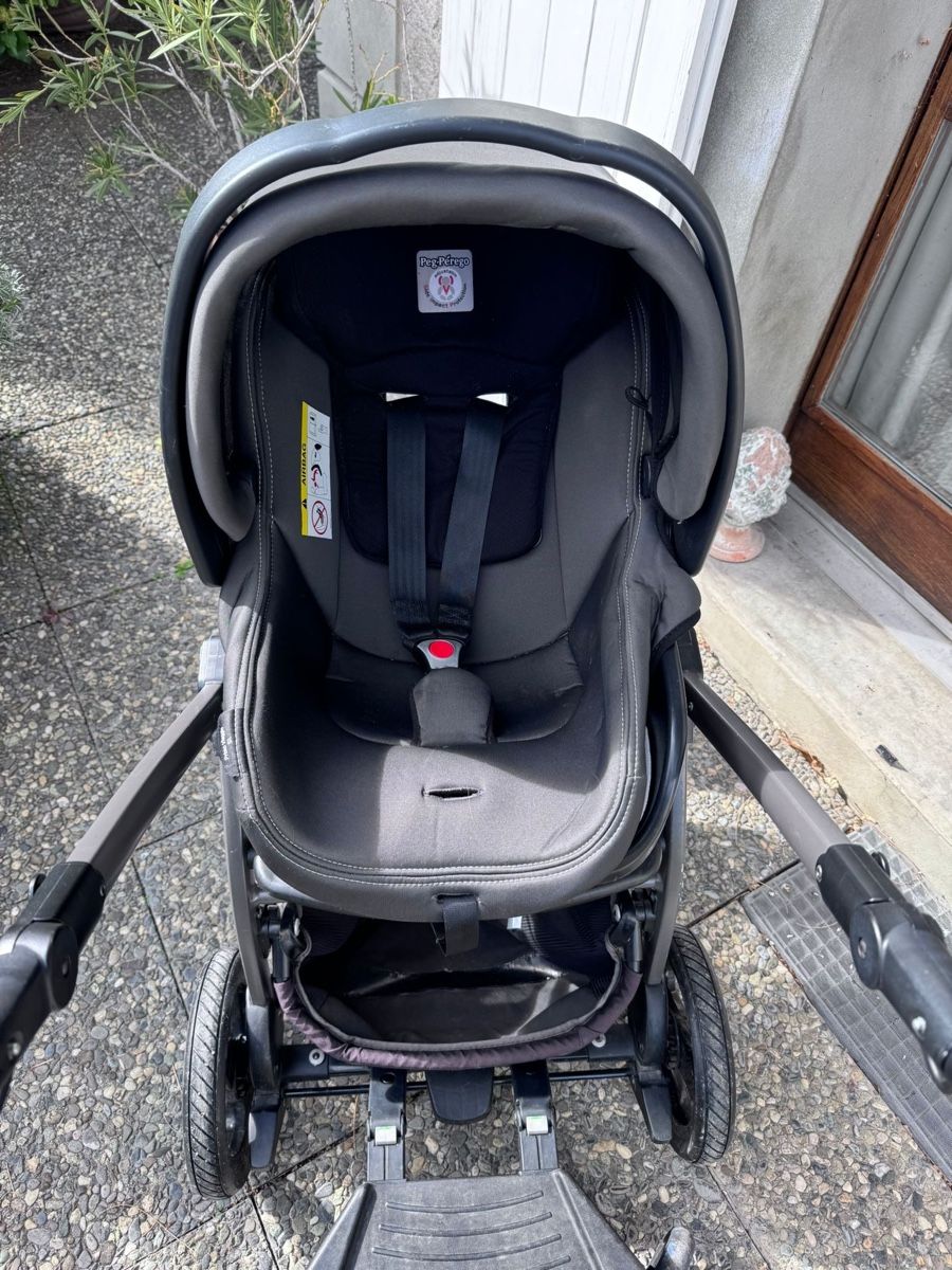 Peg Perego Carrozzine: Poussette peg perego 3 en 1 – Usato da Soral Ge venduto da fontaineA 3