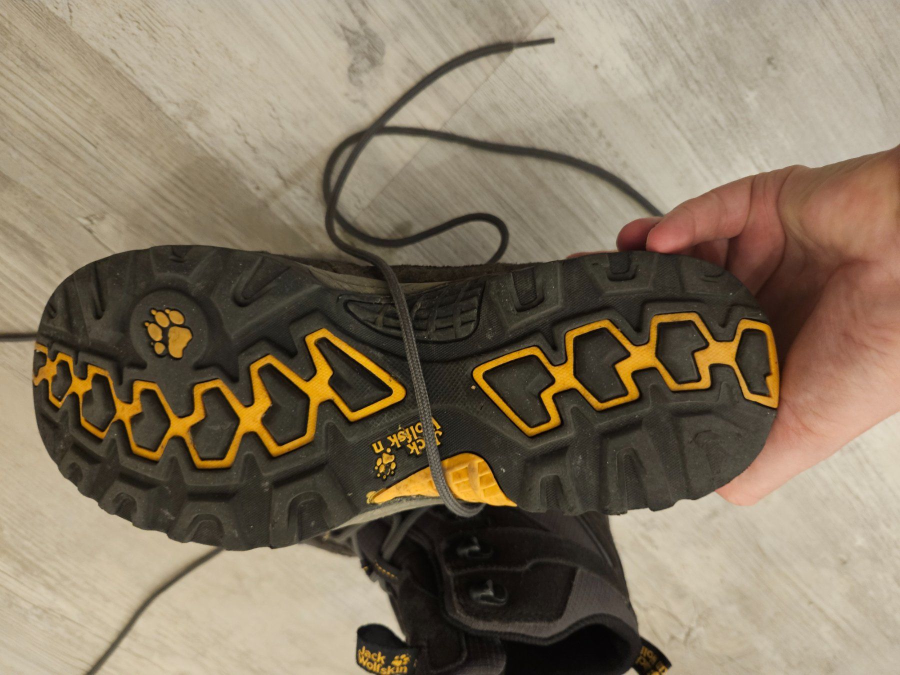 Jack Wolfskin Herrenschuhe: Wanderschuhe Jack Wolfskin Grösse 41 guter Zustand – Gebraucht aus Embrach von Lilly2021 1