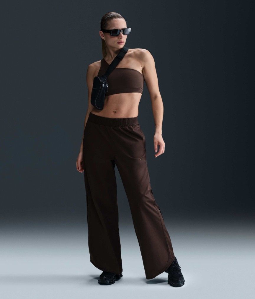 Nike Pantalons: Nike trackpants/freizeithose – Neuf (Voir description) à Rütihof par zoe.jpg
