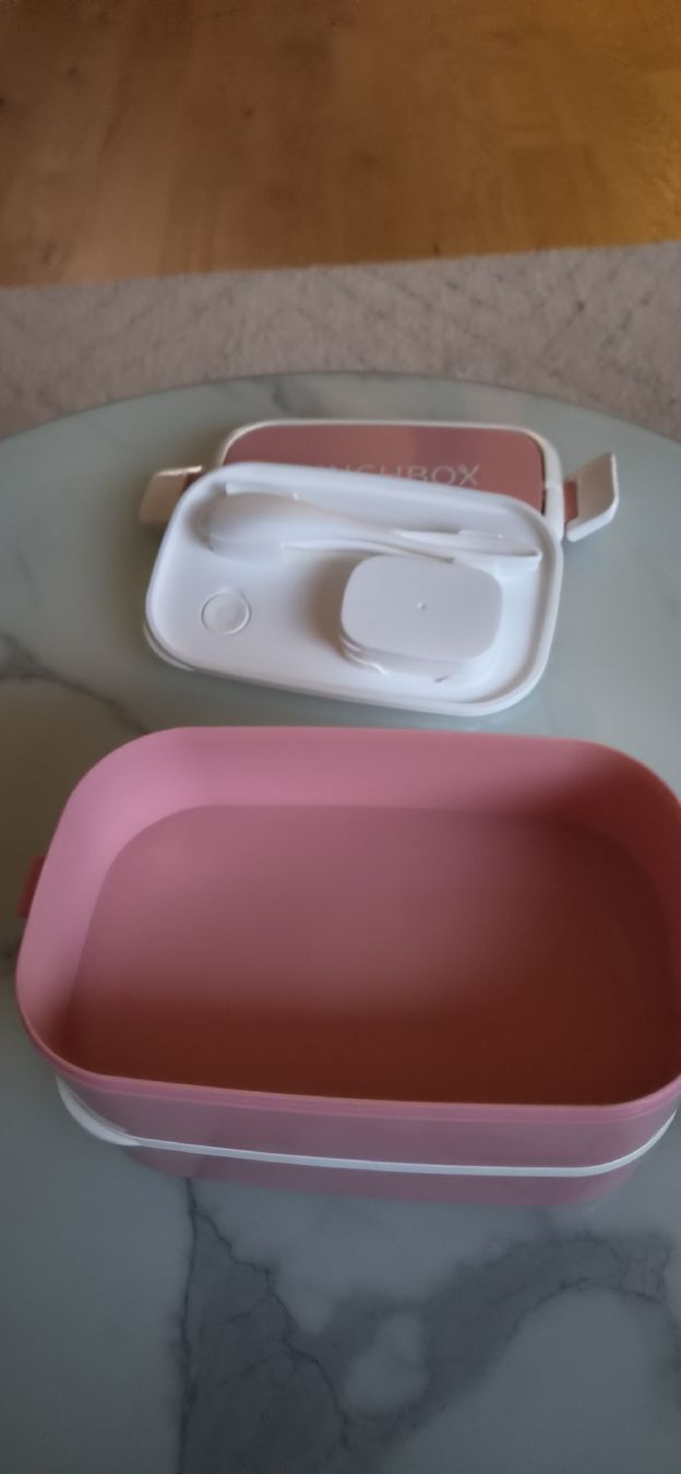 Contenitori & Simili: 2x Lunchbox rosa zwei Ebenen mit Besteck – Usato da Gerzensee venduto da Omeisel 2